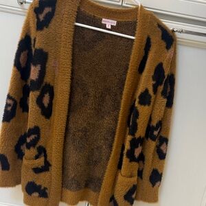 VGUC Design History Tan and Black Leopard Print Cardigan